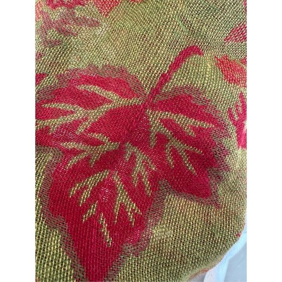 Collection 18 Red green leaf scarf fringe tassel Autumn - Picture 2 of 5